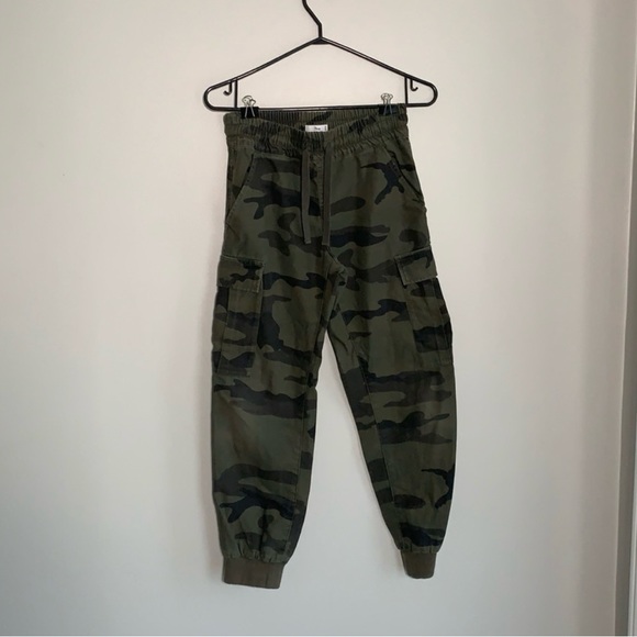 NOBIS New Women’s Knit Hat - Picture 6 of 7